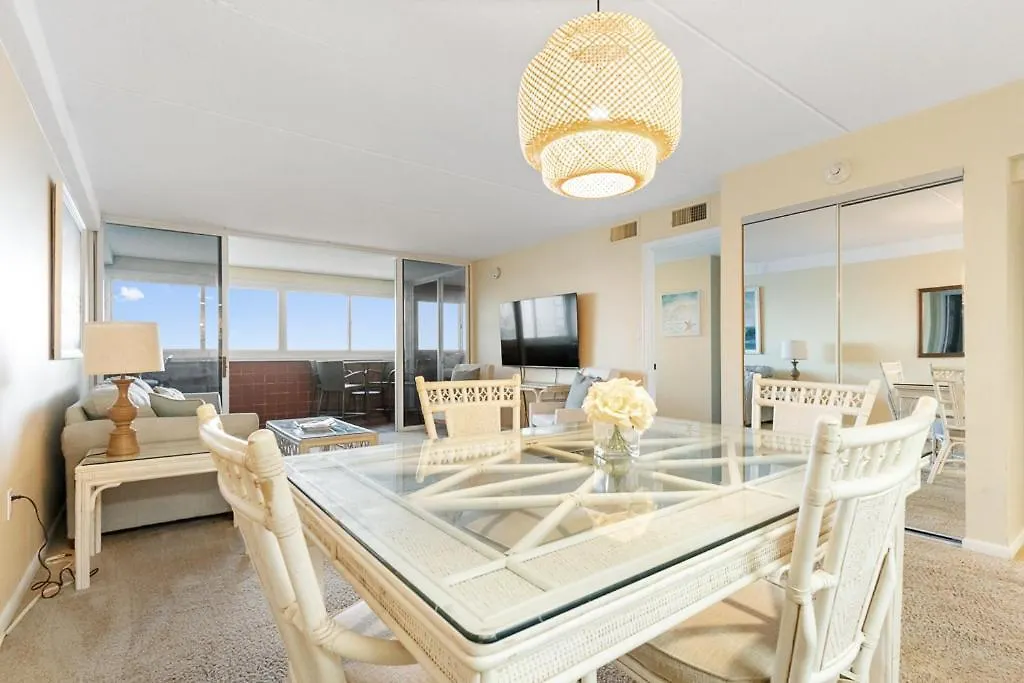 Beachfront 2-Bedroom Condo At Atlantis Building, Ocean City Ocean Views & Pool Access